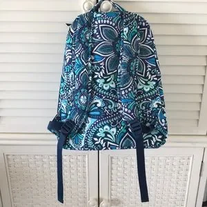 Vera Bradley | Bags | Vera Bradley Blue Island Medallion  display picture 2